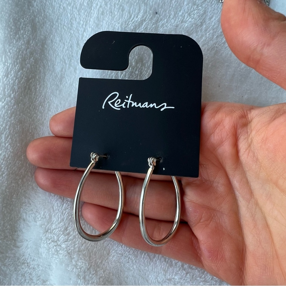 New Reitman’s Silver Hoop Earrings - Picture 4 of 4